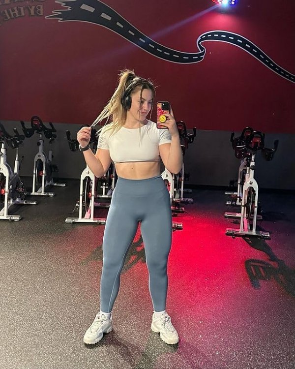 Short Sleeve Crop Tops for Women Clarissa Hollow Back Workout Crop T Shirt Top